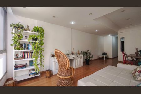 Apartamento à venda com 125m², 4 quartos e 1 vagaSala