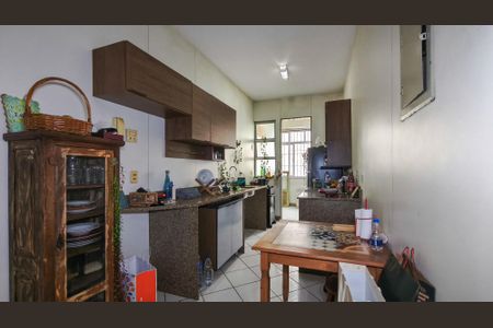 Apartamento à venda com 125m², 4 quartos e 1 vagaCozinha