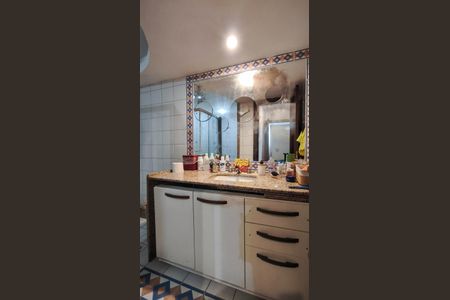 Apartamento à venda com 125m², 4 quartos e 1 vagaBanheiro da Suíte