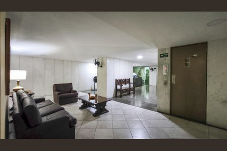 Apartamento à venda com 125m², 4 quartos e 1 vagaFachada e portaria