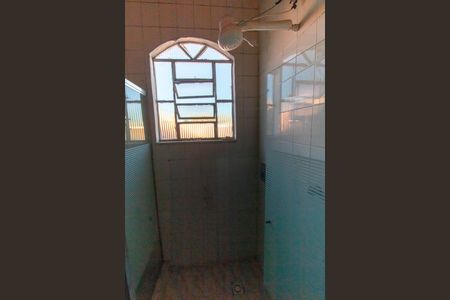 Casa à venda com 200m², 4 quartos e 1 vaga Casa à venda com 200m², 4 quartos e 1 vagaBanheiro da Suíte