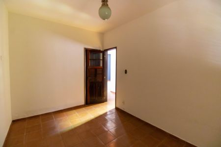 Casa à venda com 200m², 4 quartos e 1 vaga Casa à venda com 200m², 4 quartos e 1 vagaQuarto 1