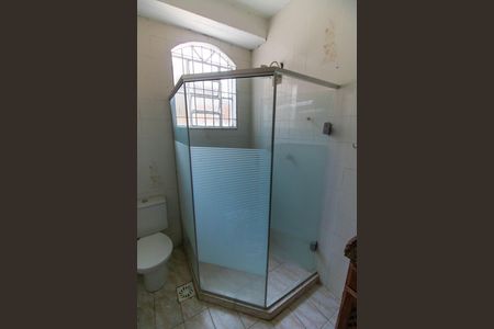 Casa à venda com 200m², 4 quartos e 1 vaga Casa à venda com 200m², 4 quartos e 1 vagaBanheiro Social