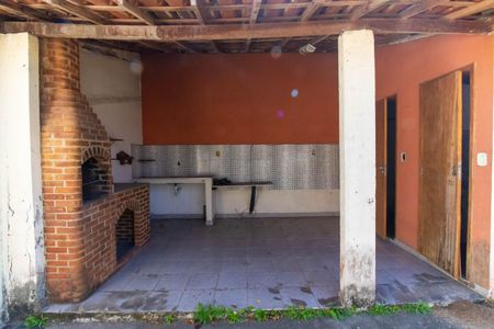 Casa à venda com 200m², 4 quartos e 1 vaga Casa à venda com 200m², 4 quartos e 1 vagaÁrea externa