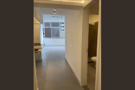 Apartamento à venda com 34m², 1 quarto e sem vaga
