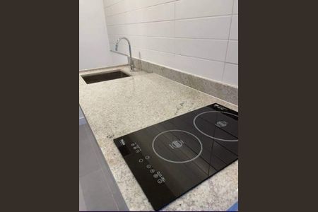 Apartamento à venda com 34m², 1 quarto e sem vaga