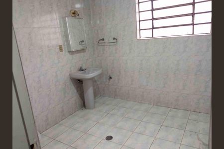 Casa à venda com 2 quartos, 136m² em Vila Mariza Mazzei, São Paulo