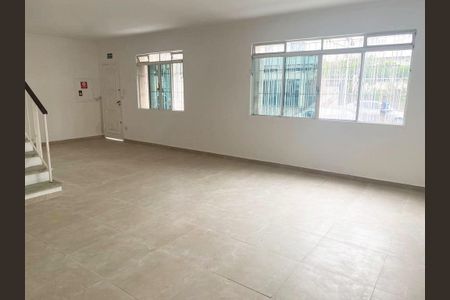 Casa à venda com 235m², 3 quartos e 2 vagas
