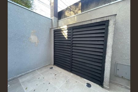 Apartamento à venda com 34m², 2 quartos e sem vaga