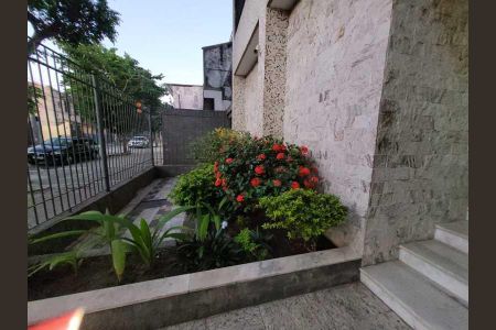 Apartamento à venda com 57m², 1 quarto e 1 vaga