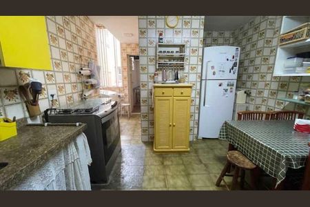 Apartamento à venda com 126m², 4 quartos e 2 vagas