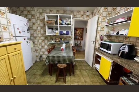 Apartamento à venda com 126m², 4 quartos e 2 vagas