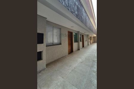 Apartamento à venda com 34m², 2 quartos e sem vaga