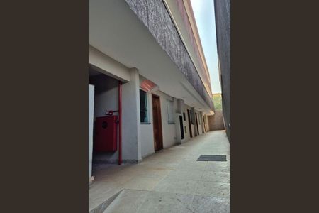 Apartamento à venda com 34m², 2 quartos e sem vaga