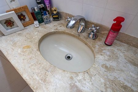 Studio à venda com 46m², 1 quarto e 1 vaga Studio à venda com 46m², 1 quarto e 1 vagaBanheiro