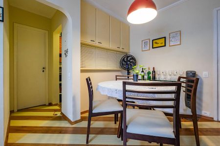 Studio à venda com 46m², 1 quarto e 1 vaga Studio à venda com 46m², 1 quarto e 1 vagaStudio