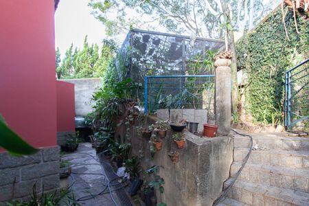 Casa à venda com 992m², 4 quartos e 6 vagasOrquidário