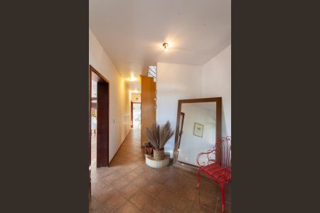 Casa à venda com 992m², 4 quartos e 6 vagasEntrada