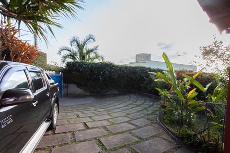 Casa à venda com 992m², 4 quartos e 6 vagasGaragem