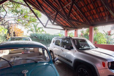 Casa à venda com 992m², 4 quartos e 6 vagasGaragem