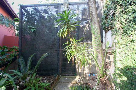 Casa à venda com 992m², 4 quartos e 6 vagasOrquidário