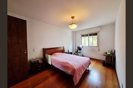 Apartamento à venda com 157m², 3 quartos e 4 vagasSuíte 2