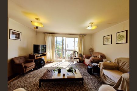 Apartamento à venda com 157m², 3 quartos e 4 vagasSala