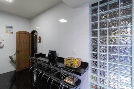 Casa à venda com 170m², 3 quartos e 6 vagasCozinha