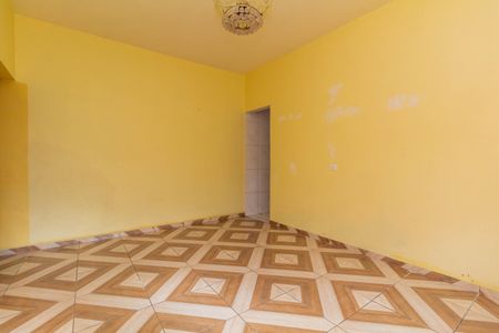 Casa à venda com 200m², 5 quartos e 1 vaga Casa à venda com 200m², 5 quartos e 1 vagaSala