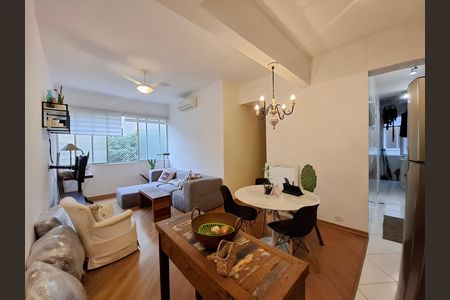 Apartamento para alugar com 65m², 2 quartos e 1 vaga Apartamento para alugar com 65m², 2 quartos e 1 vagaSala