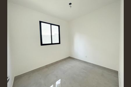 Apartamento à venda com 86m², 2 quartos e 2 vagasQuarto 2