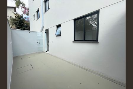 Apartamento à venda com 66m², 2 quartos e 1 vagaÁrea Privativa