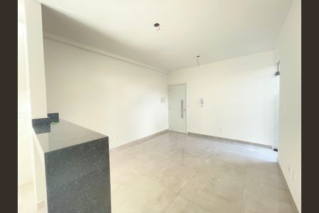 Apartamento à venda com 66m², 2 quartos e 1 vagaSala