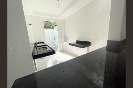 Apartamento à venda com 66m², 2 quartos e 1 vagaCozinha