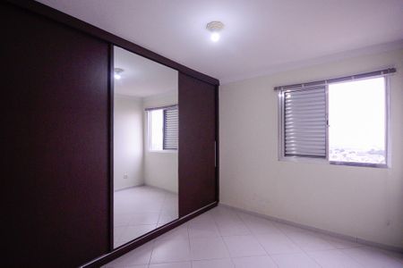 Apartamento à venda com 78m², 2 quartos e 1 vagaQuarto 2