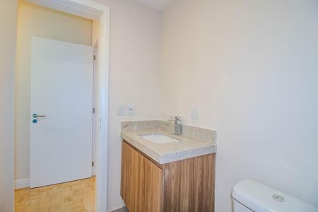 Apartamento à venda com 130m², 3 quartos e 2 vagas Apartamento à venda com 130m², 3 quartos e 2 vagasBanheiro Social