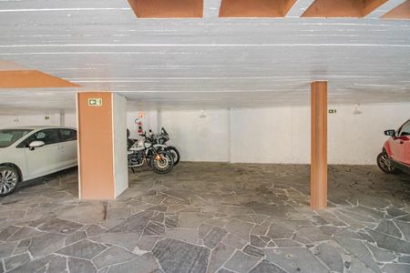 Apartamento à venda com 130m², 3 quartos e 2 vagas Apartamento à venda com 130m², 3 quartos e 2 vagasGaragem