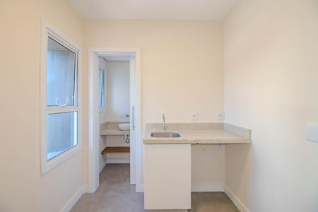 Apartamento à venda com 130m², 3 quartos e 2 vagas Apartamento à venda com 130m², 3 quartos e 2 vagasCozinha e Área de Serviço