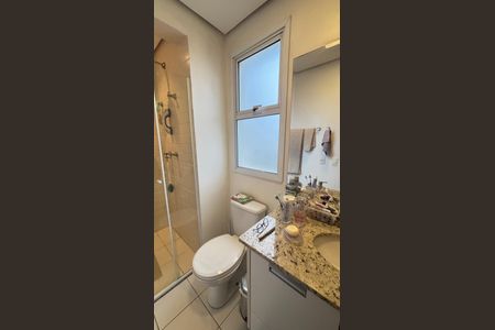 Apartamento à venda com 103m², 2 quartos e 2 vagasBanheiro da Suíte