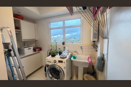 Apartamento à venda com 103m², 2 quartos e 2 vagasÁrea de Serviço