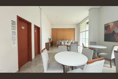 Apartamento à venda com 103m², 2 quartos e 2 vagasÁrea comum