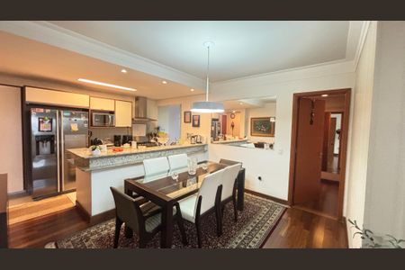 Apartamento à venda com 103m², 2 quartos e 2 vagasSala 