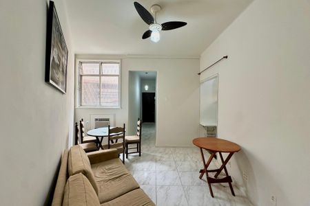 Apartamento à venda com 38m², 1 quarto e sem vaga Apartamento à venda com 38m², 1 quarto e sem vagaSala