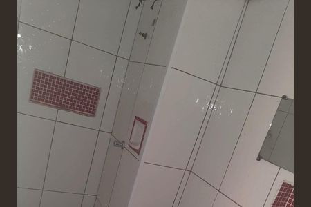 Apartamento à venda com 37m², 2 quartos e 1 vagaBanheiro Social