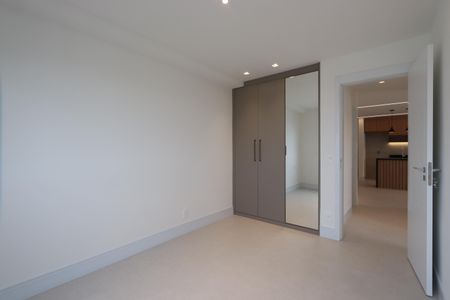 Apartamento para alugar com 76m², 2 quartos e 1 vagaSuíte 1