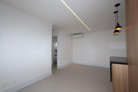 Apartamento para alugar com 76m², 2 quartos e 1 vagaSala