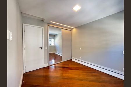 Apartamento à venda com 100m², 2 quartos e 1 vaga Apartamento à venda com 100m², 2 quartos e 1 vagaSuíte 2