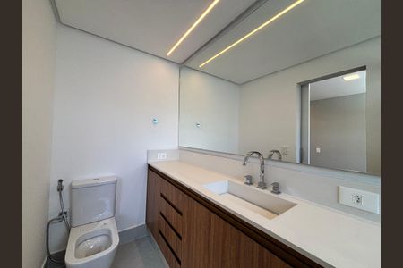 Apartamento à venda com 100m², 2 quartos e 1 vaga Apartamento à venda com 100m², 2 quartos e 1 vagaBanheiro da Suíte 1