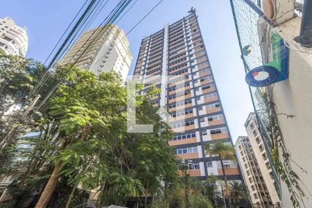 Apartamento à venda com 100m², 2 quartos e 1 vaga Apartamento à venda com 100m², 2 quartos e 1 vagaFachada