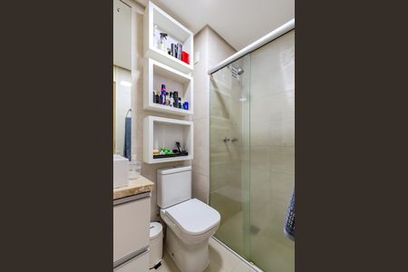 Apartamento à venda com 67m², 3 quartos e 1 vagaBanheiro Social